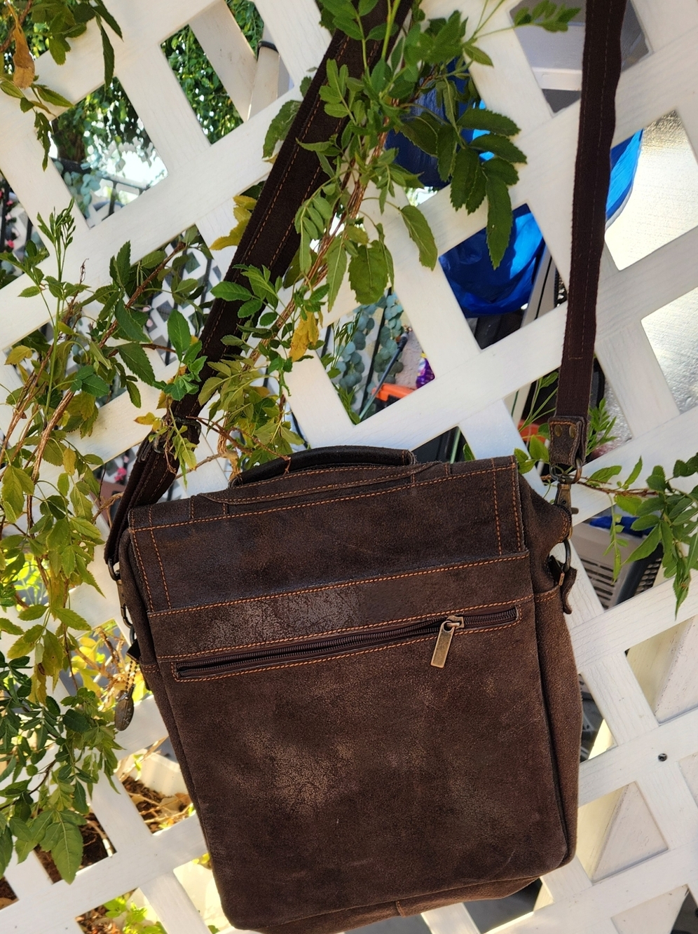 Men's Brown Leather Messenger Bag - Classic Vintage Satchel - Picture 6 of 8